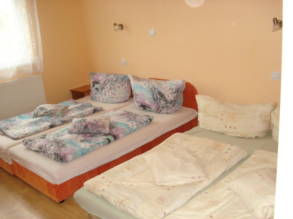 Sunshine Apartment Hajdúszoboszló Екстериор снимка